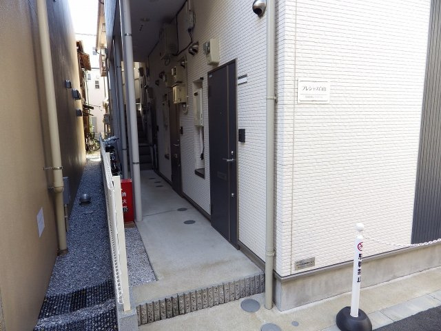 プレシャス白山のエントランス