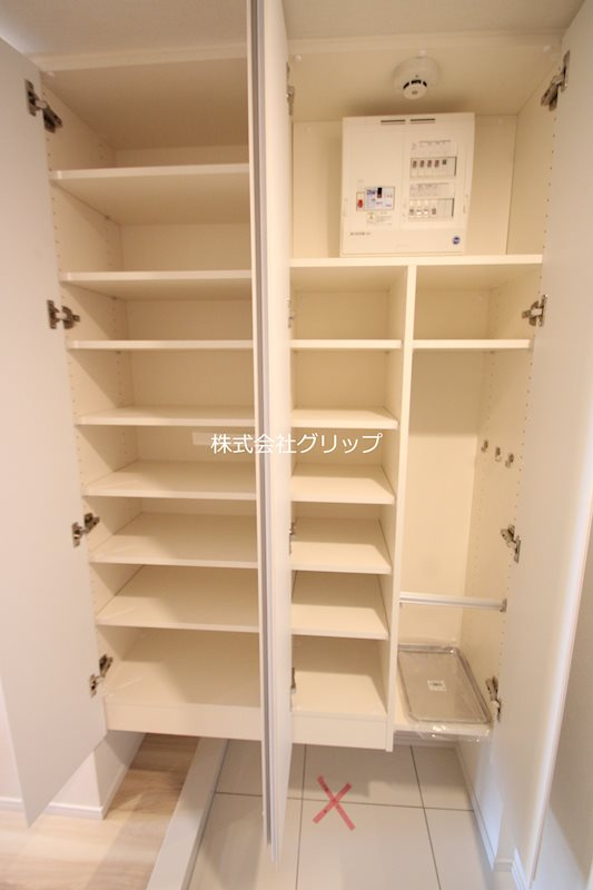 ブランシエスタ横浜高島町の収納