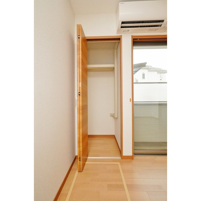 岐阜市一松道２丁目のアパートの収納