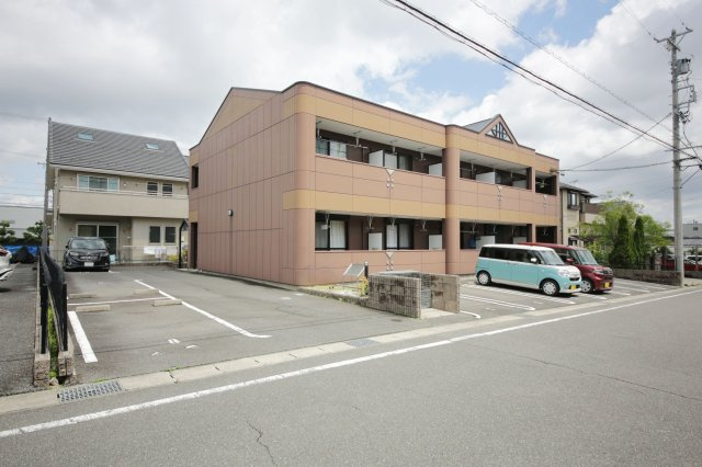 トーラスステージⅡの駐車場