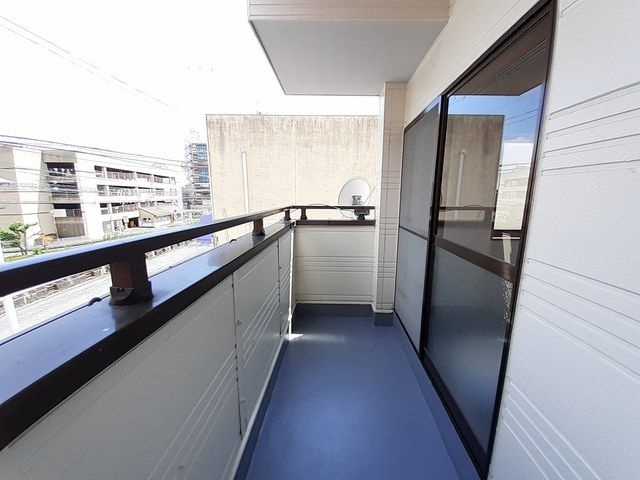 城見町アパ－ト付店舗Ⅰのバルコニー