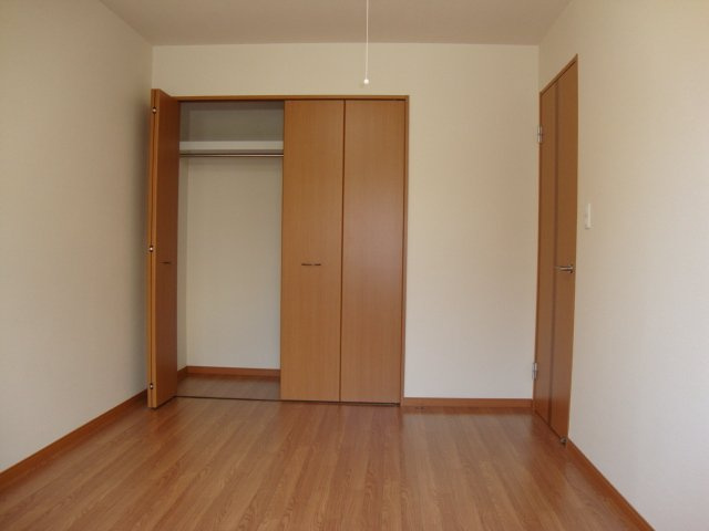 グランディール中広の内装|洋室