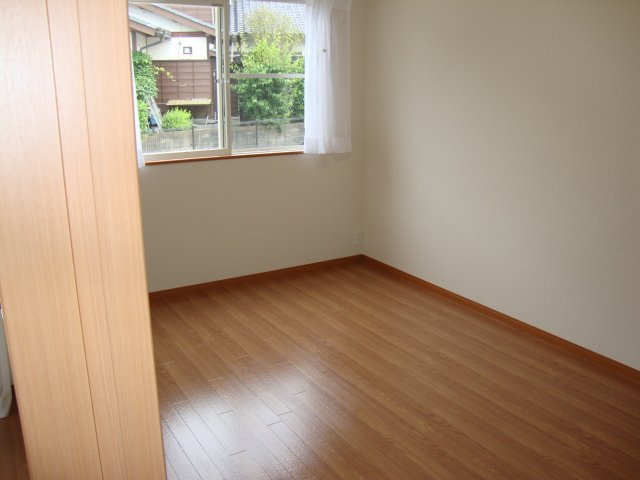 グランディール中広の内装|洋室