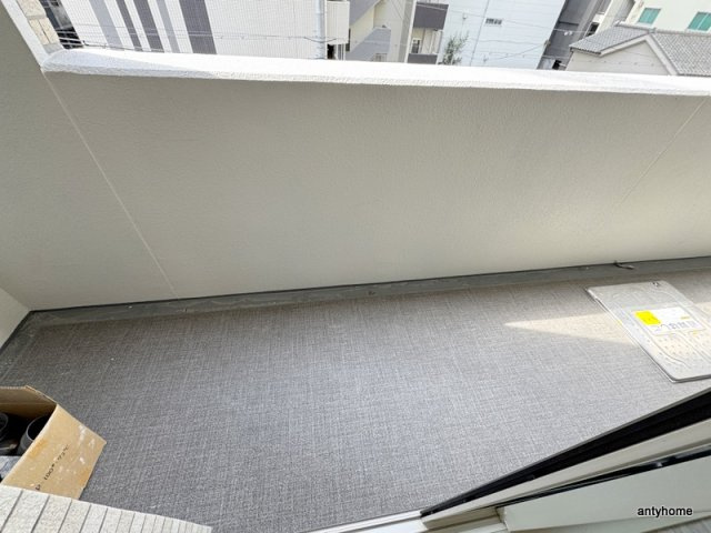 Wonnal堺筋本町　仲介手数料無料のバルコニー