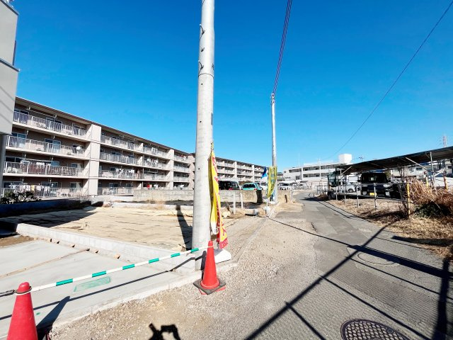 祝：成約済み　八王子市　緑町　新築戸建て の前面道路含む現地写真|～仲介手数料無料☆八王子ひなた不動産～八王子市緑町　新築戸建て
