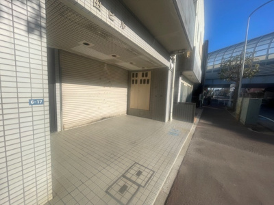 【エントランス】 | 安田ビル