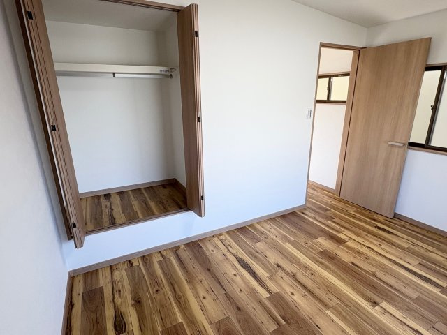【洋室】 | 豊中市庄本町1丁目【中古戸建】