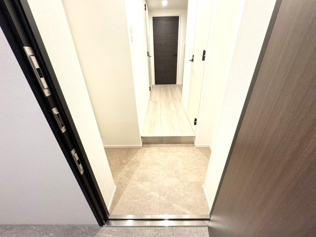 クレヴィスタ柴又の玄関