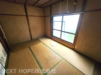 【和室】 | 尼崎市南清水中古戸建　リフォームを楽しみましょう | ２階和室6帖です♪バルコニーに面した明るく開放的な居室です！！