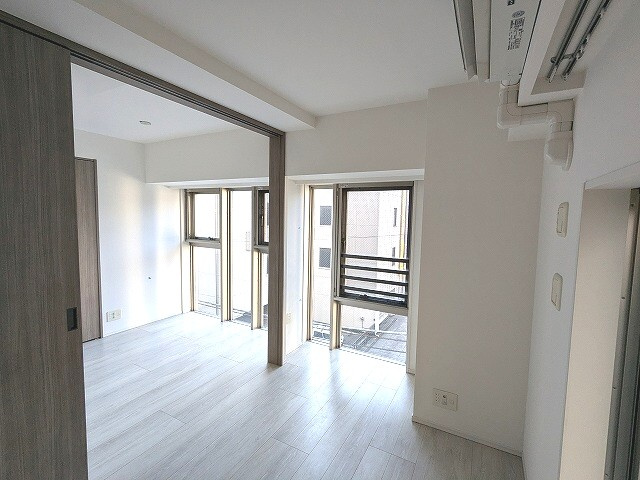 オーキッドレジデンス三ノ輪の居間・リビング