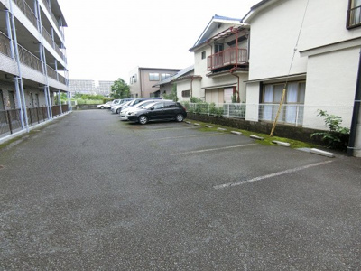 【駐車場】 | グレイスコート