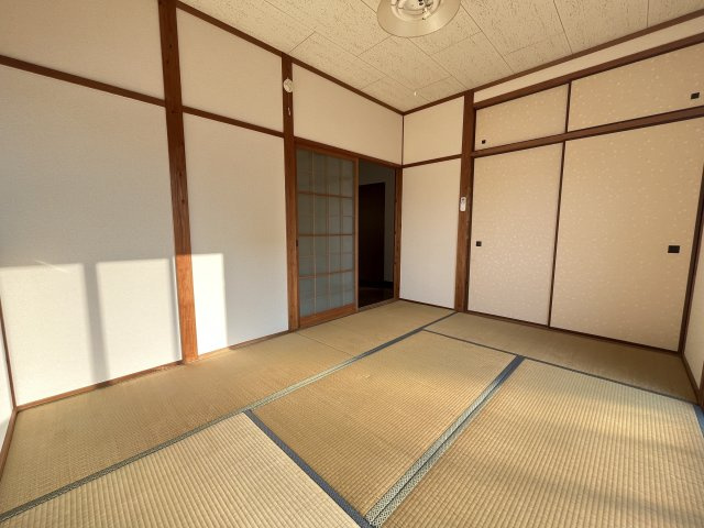 村上貸家の内装