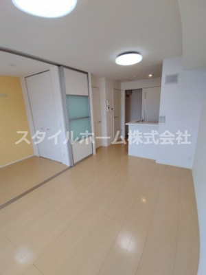 【居間・リビング】 | ぱるタウンＢ | 別部屋写真です。
