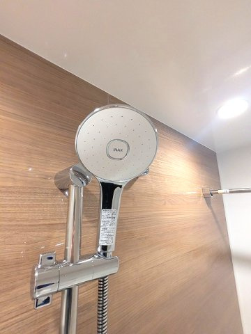 SEASON FLATS上野稲荷町の設備|ワイドシャワーヘッドです