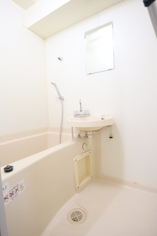 大阪市都島区中野町１丁目の賃貸マンションの浴室