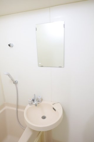 大阪市都島区中野町１丁目の賃貸マンションの洗面所