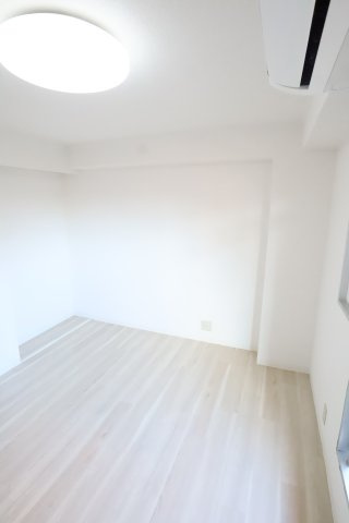 大阪市都島区中野町１丁目の賃貸マンションの寝室