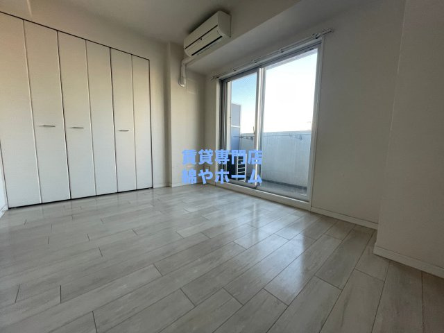 W-STYLE　難波の洋室