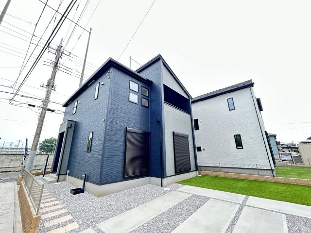 新築　高崎市東貝沢町　GRAFARE　1号棟の外観|現地写真　2025年6月完成予定！ご内覧等、お気軽にお問合せください♪　						
