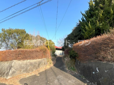 【前面道路含む現地写真】 | 所沢市堀之内 | 敷地面積ゆったり708.29平米(214坪)。プランの立てやすい整形地です！