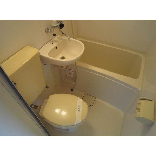 グランピア小松里の浴室|きれいなお風呂です