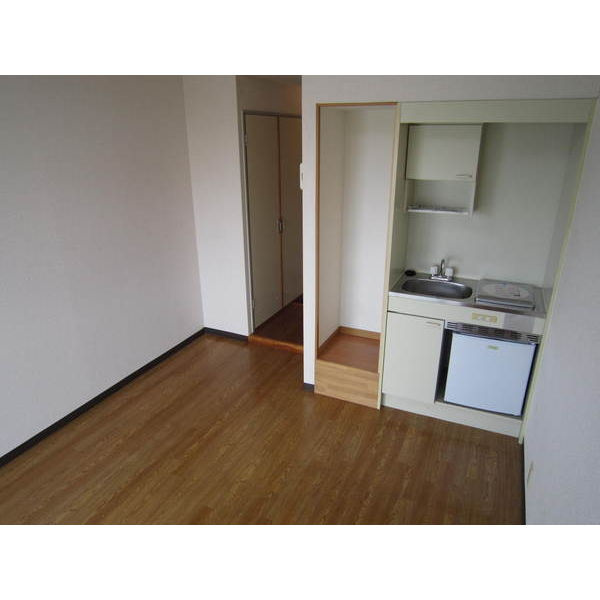 グランピア小松里の内装|内装は落ち着いています