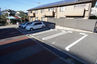 【駐車場】