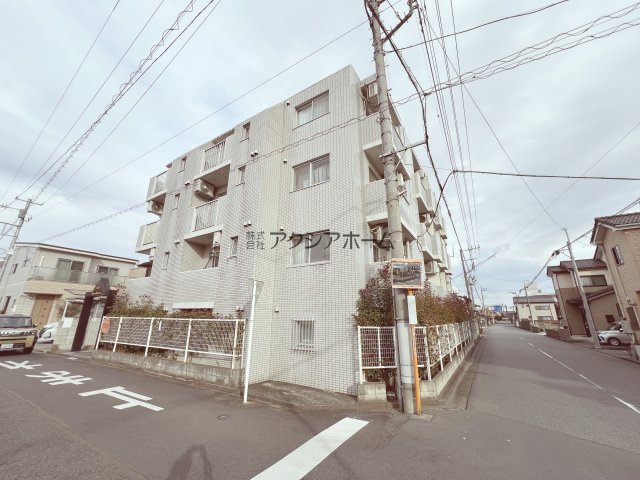 クリオ飯能弐番館の外観|閑静な住宅街に位置しております。