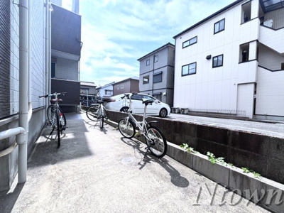 【エントランス】 | GRANDTICスリジェ | エントランスです