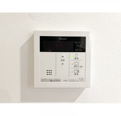 Log武蔵小杉の内装|明るい室内です