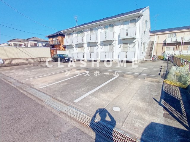 ホワイトハイツ　　　刈谷市の賃貸はクラスホーム刈谷店の駐車場