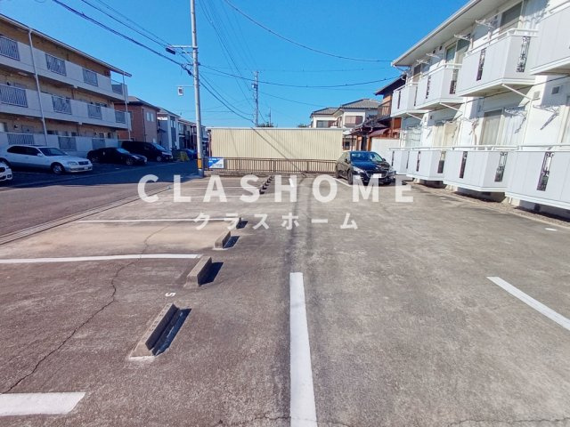 ホワイトハイツ　　　刈谷市の賃貸はクラスホーム刈谷店の駐車場