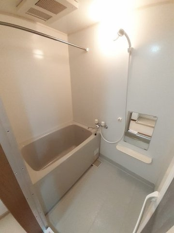 ポラリス壱番館の浴室