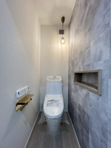 八幡町建売住宅のトイレ