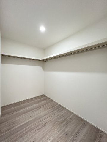 八幡町建売住宅の収納