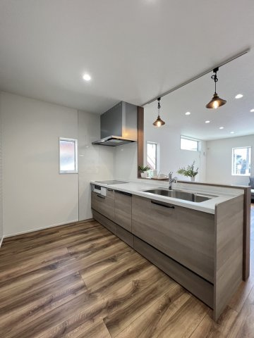 八幡町建売住宅のキッチン