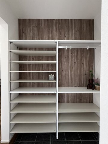 八幡町建売住宅の収納