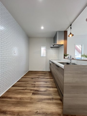 八幡町建売住宅のキッチン