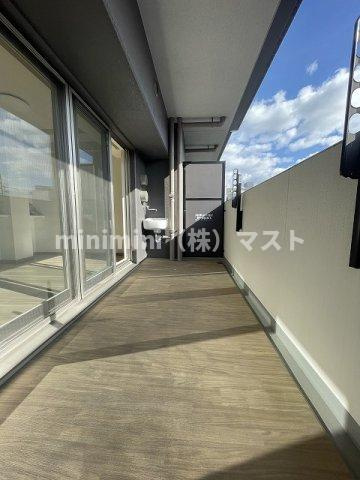 プレサンスロジェ桜川のバルコニー|別部屋参考写真
