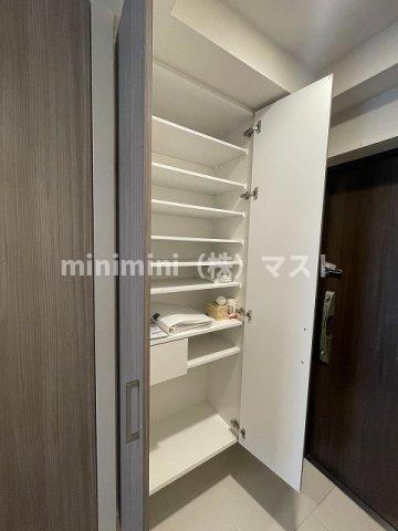 プレサンスロジェ桜川の収納|別部屋参考写真