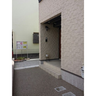 【エントランス】