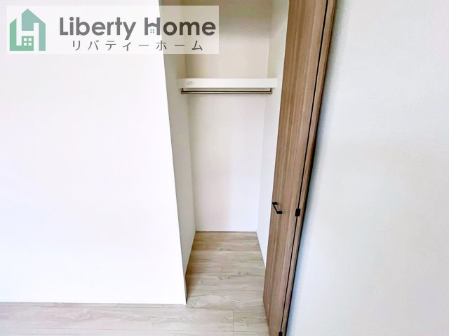 神栖市若松中央5丁目24-1期　新築戸建　2号棟の収納