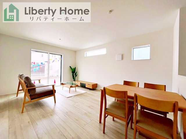 神栖市若松中央5丁目24-1期　新築戸建　2号棟の居間・リビング