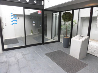 【エントランス】