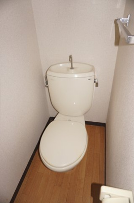【トイレ】 | ハイツウィスタリア | ハイツウィスタリア　トイレ