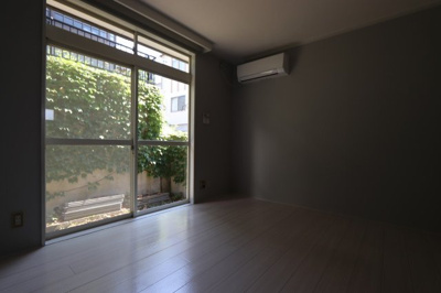 【洋室】 | コーポ仙波 | ６帖