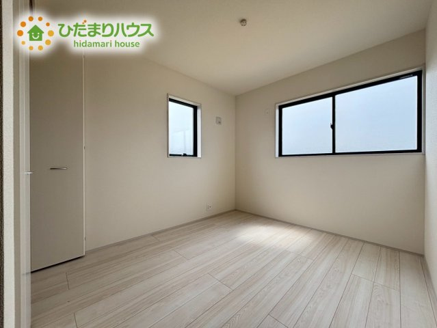 寄居町　第1　新築一戸建て　リーブルガーデン　01の子供部屋|机にベットを置けば子供部屋の完成です！
