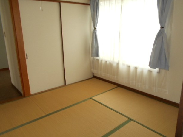 コーポアバンセの和室