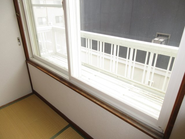 コーポアバンセのバルコニー|サービスバルコニー