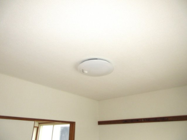 コーポアバンセの内装|照明器具付